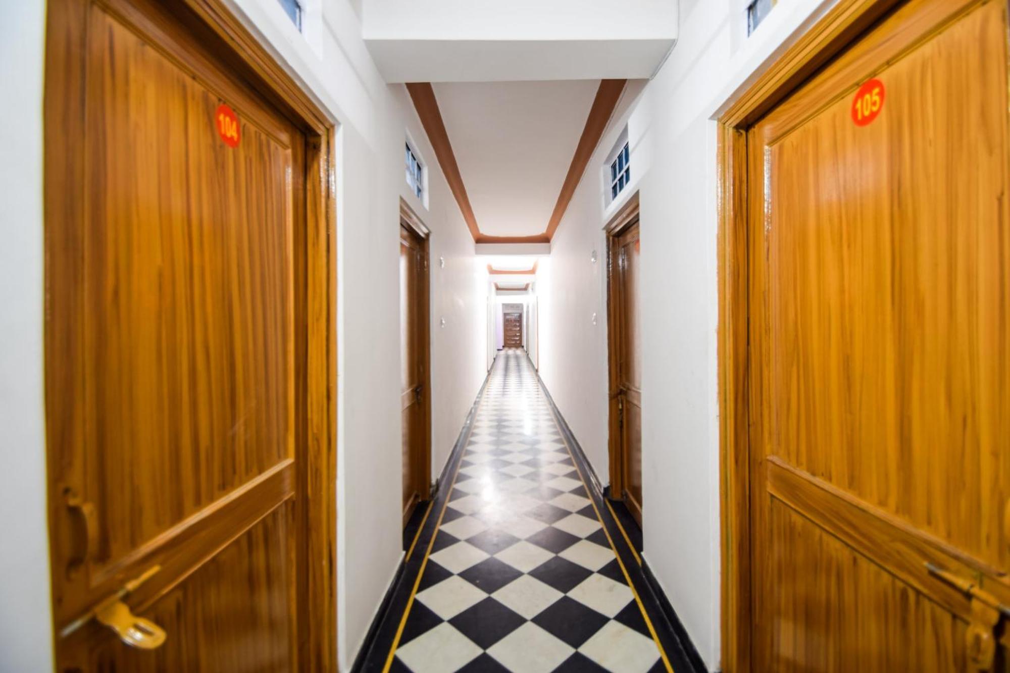Hotel O Vip Udaipur Ngoại thất bức ảnh